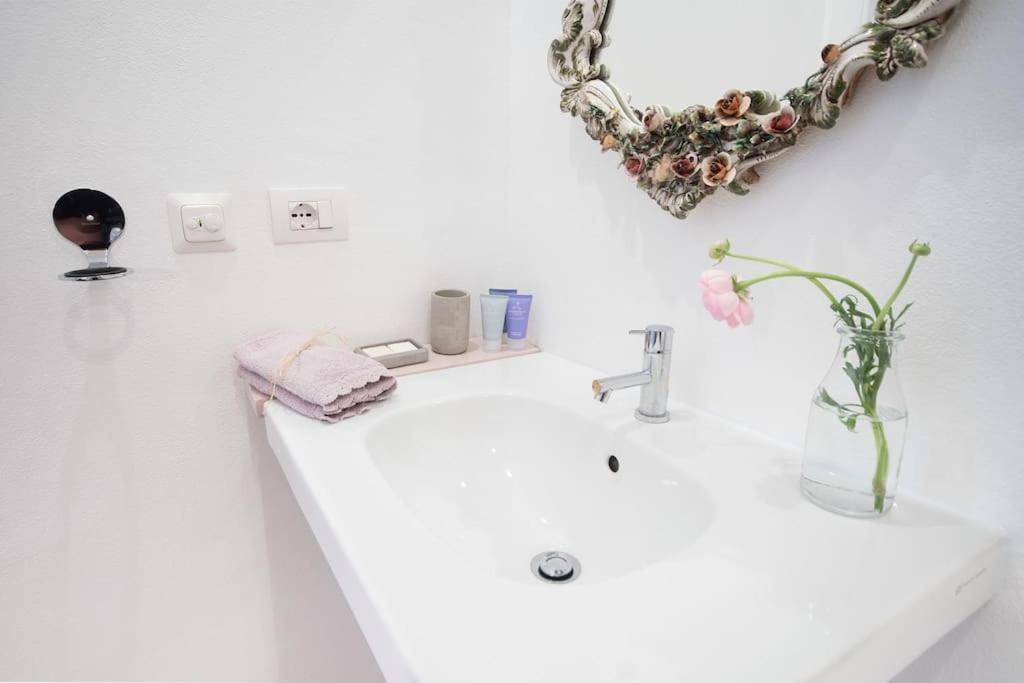 Romantic Loft Porta Venezia ミラノ エクステリア 写真